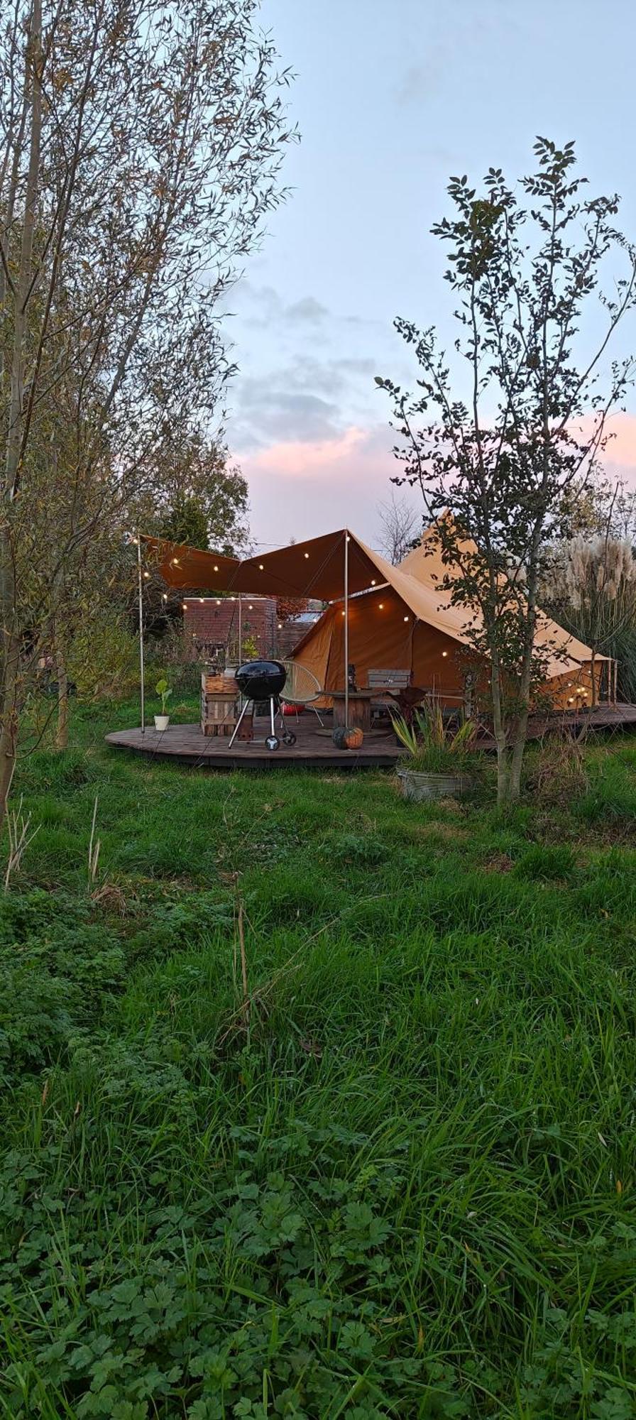 Au Pied Du Trieu, The Glamping Experience Hotel Labroye Buitenkant foto