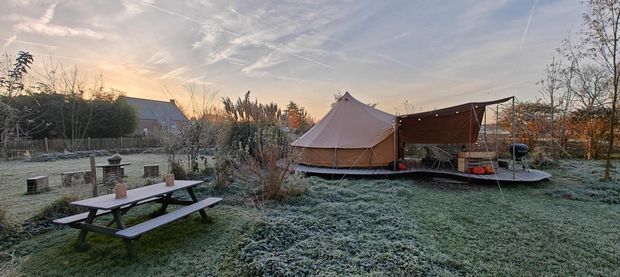 Au Pied Du Trieu, The Glamping Experience Hotel Labroye Buitenkant foto